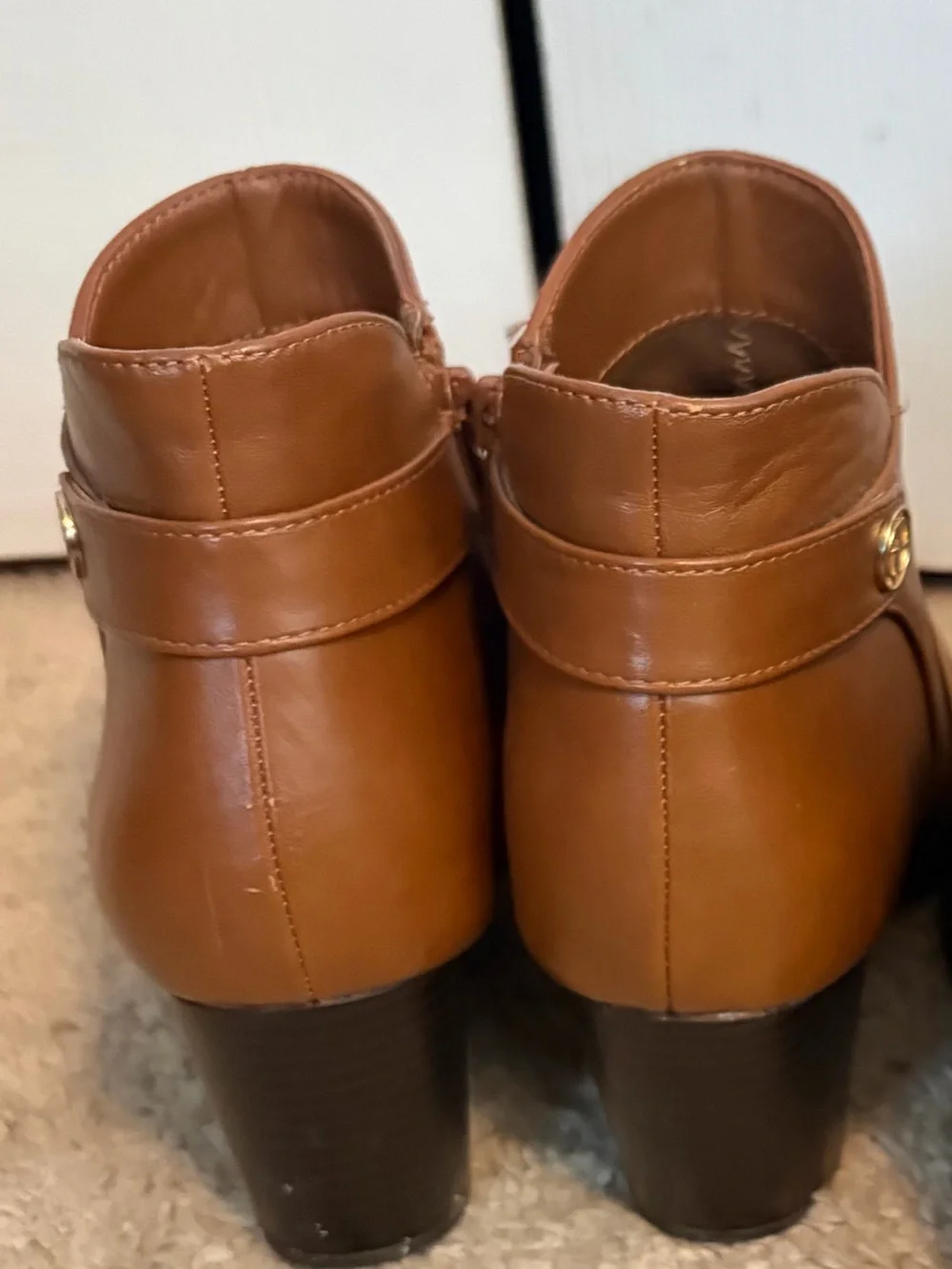 Gianni Bini Cognac Brown Leather Ankle Booties Size 7